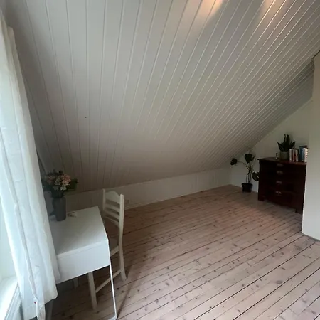 Koselig Hjem Pa Yttersiden Av Lofoten *